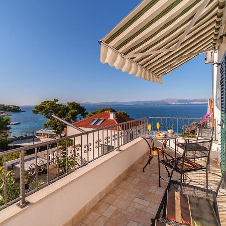 Apartamento Alen & Deni Sutivan Exterior foto