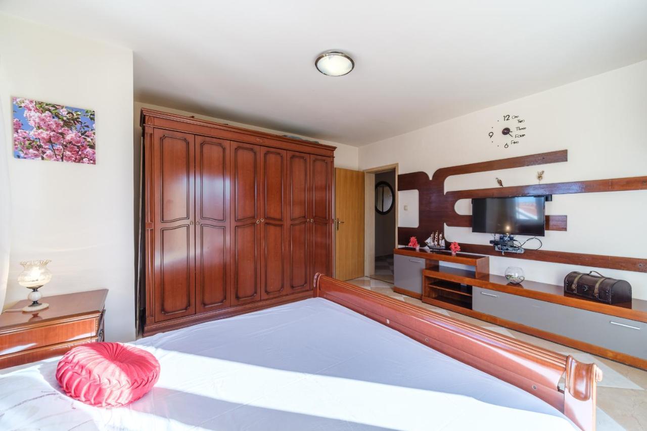 Apartamento Alen & Deni Sutivan Exterior foto