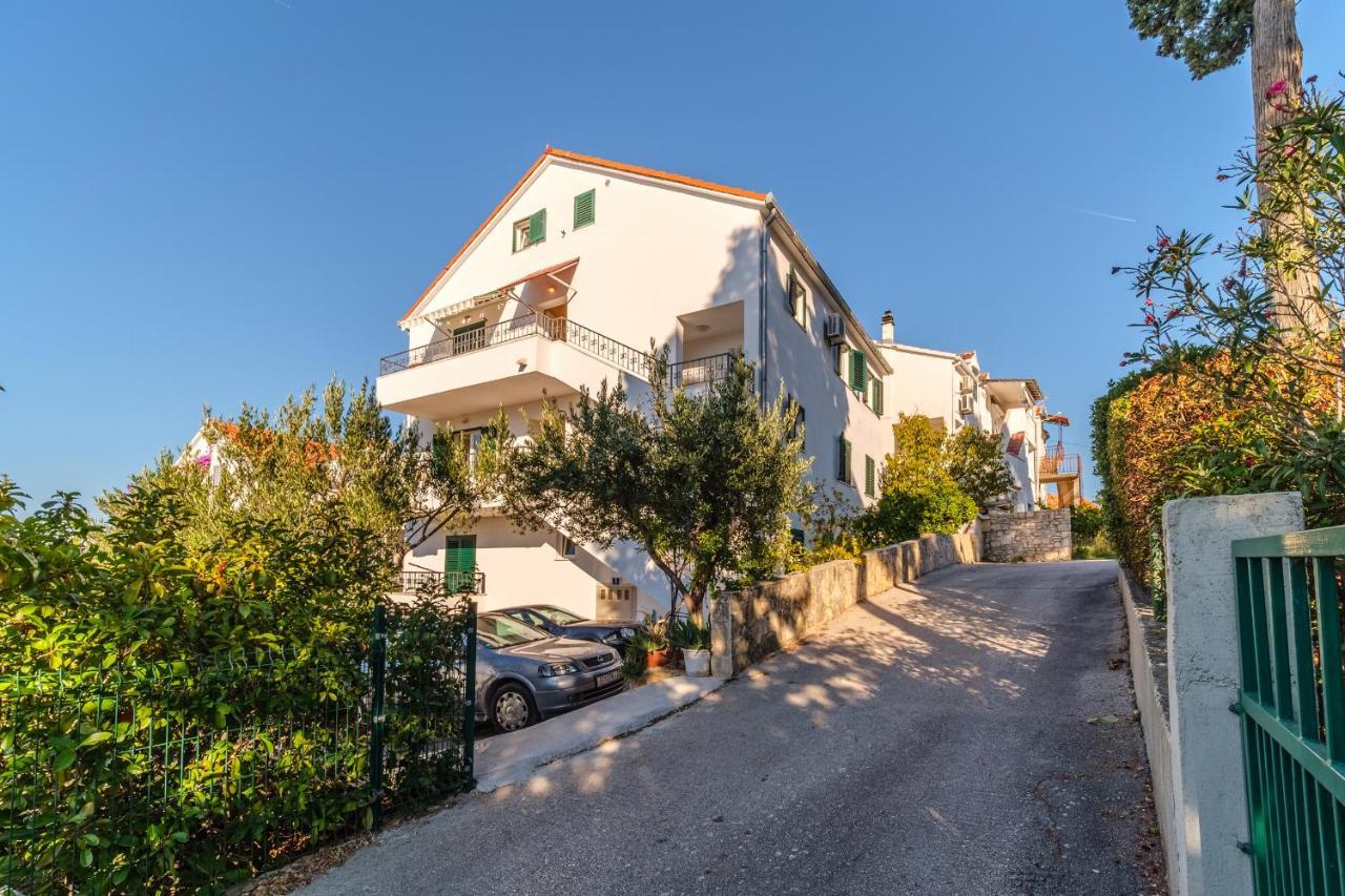 Apartamento Alen & Deni Sutivan Exterior foto